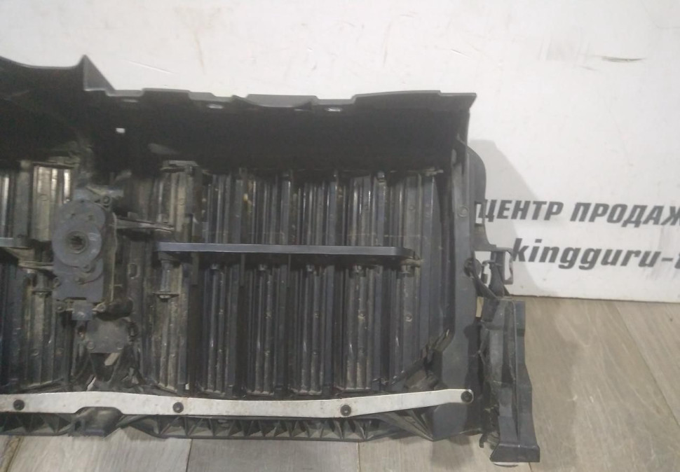 Воздушная заслонка бу BMW X7 G07 OEM 51749465348 Воздушная заслонка бу BMW X7 G07 OEM 51749465348