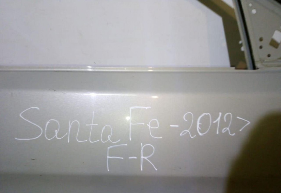 Дверь передняя правая Hyundai Santa Fe 3 12-18 oem 760042W000 (скл-3)