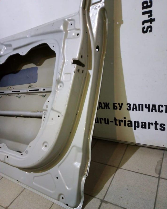 Дверь передняя правая Hyundai Santa Fe 3 12-18 oem 760042W000 (скл-3)