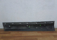 Молдинг двери передний правый Volkswagen Touareg NF oem 7p6854940 (потерт)