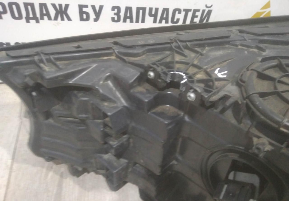 Фара ЛЭД LED адаптив правая бу BMW 7 G11 OEM 63117408716