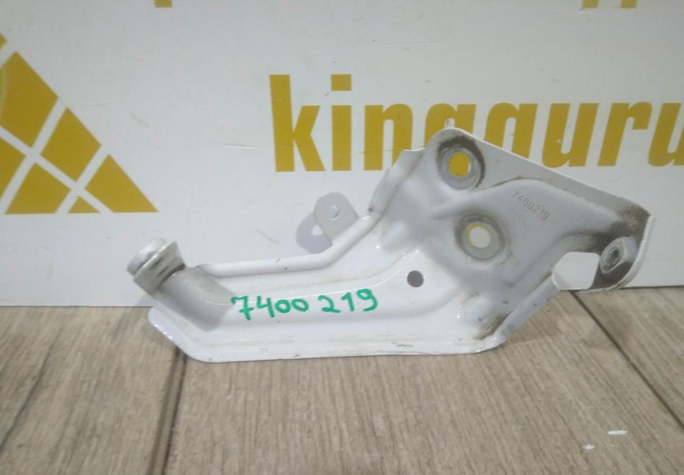 Кронштейн крыла передний левый бу BMW X3 G01 OEM 7400219