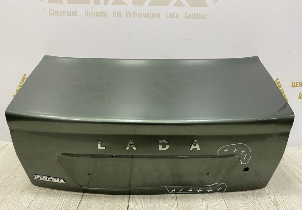 Крышка багажника Lada Priora oem 21700560401000 (скл-3)
