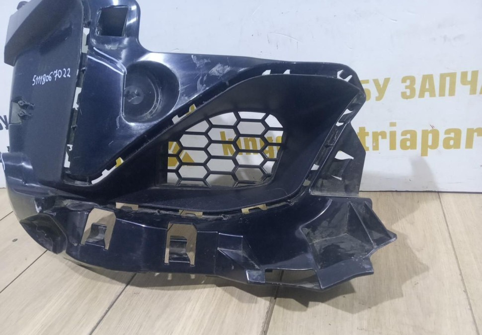 Вставка переднего бампера правая бу BMW 2M F87 OEM 51118067022