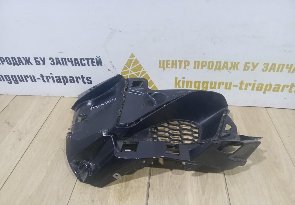 Вставка переднего бампера правая бу BMW 2M F87 OEM 51118067022
