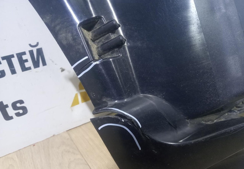 Вставка переднего бампера правая бу BMW 2M F87 OEM 51118067022 Вставка переднего бампера правая бу BMW 2M F87 OEM 51118067022