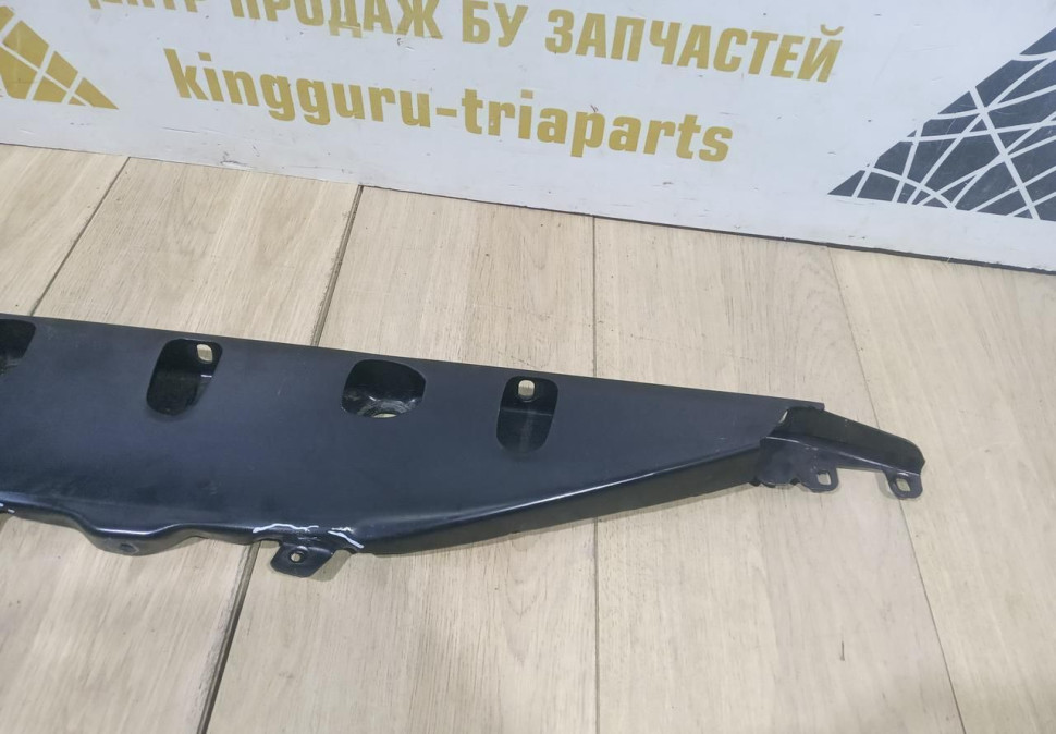 Панель передняя бу BMW 7 F01 OEM 51647199417