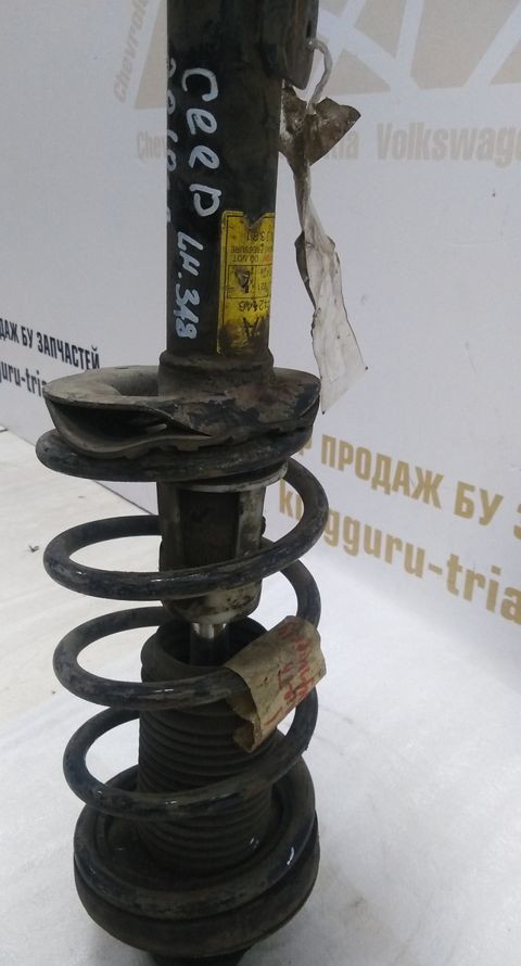 Амортизатор задний Kia Ceed 1 06-12 oem 553101H002