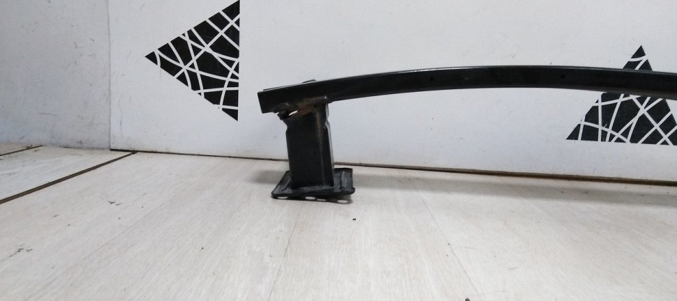 Усилитель переднего бампера Kia Cerato 3 oem 86530A7000 Усилитель переднего бампера Kia Cerato 3 oem 86530A7000