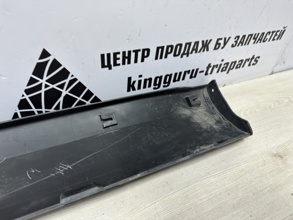 Порог правый бу Skoda Yeti OEM 5L0853856A