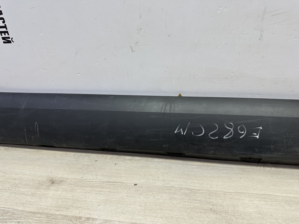 Порог правый бу Skoda Yeti OEM 5L0853856A Порог правый бу Skoda Yeti OEM 5L0853856A