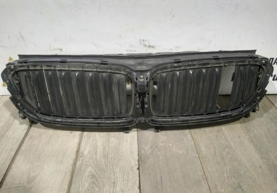 Воздушная заслонка бу BMW 6 G32 GT OEM 51137497775