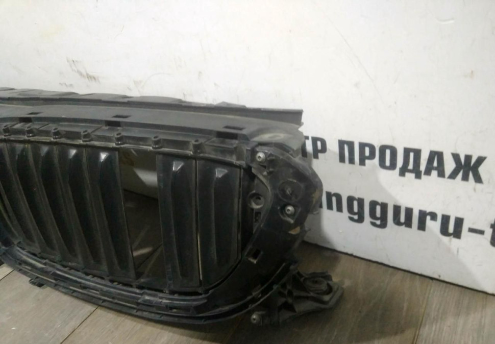 Воздушная заслонка бу BMW 6 G32 GT OEM 51137497775 Воздушная заслонка бу BMW 6 G32 GT OEM 51137497775