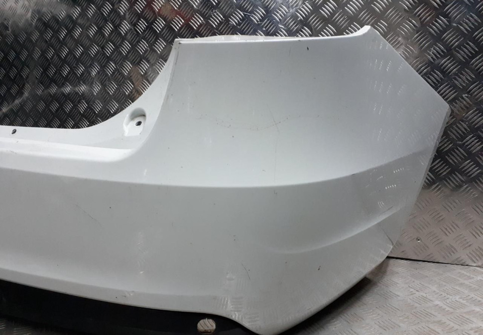 Бампер задний Lada Vesta oem 8450006699 (скл-3) Бампер задний Lada Vesta oem 8450006699 (скл-3)