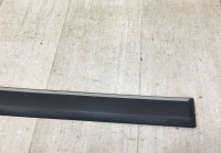 Молдинг двери задний правый бу Skoda Yeti OEM 5L0853536B