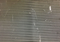 Радиатор охлаждения бу Lada Largus OEM 214105731R (слом.2креп)  (скл-3)