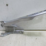 Петля капота левая Volkswagen Polo oem 6r0823301b