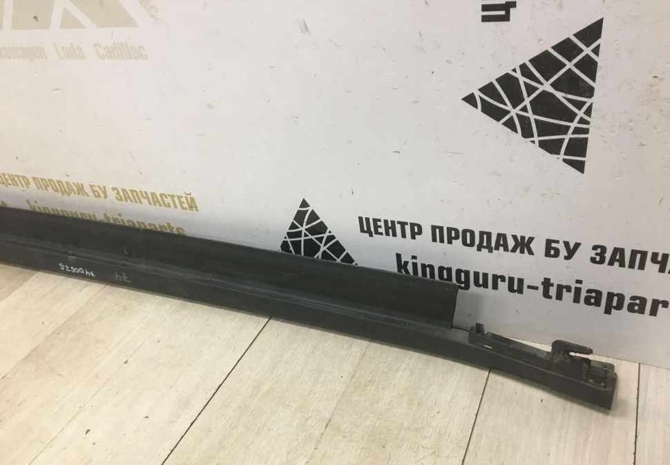 Порог правый бу BMW X3 G01 OEM 51777400676