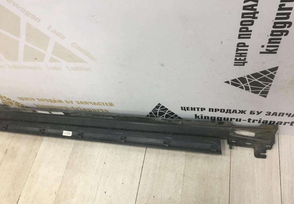 Порог правый бу BMW X3 G01 OEM 51777400676