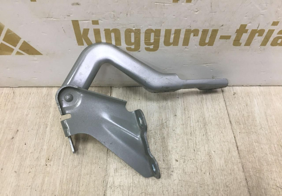 Петля капота левая Lada Vesta 2015> oem 8450008287 (скл-3) Петля капота левая Lada Vesta 2015> oem 8450008287 (скл-3)