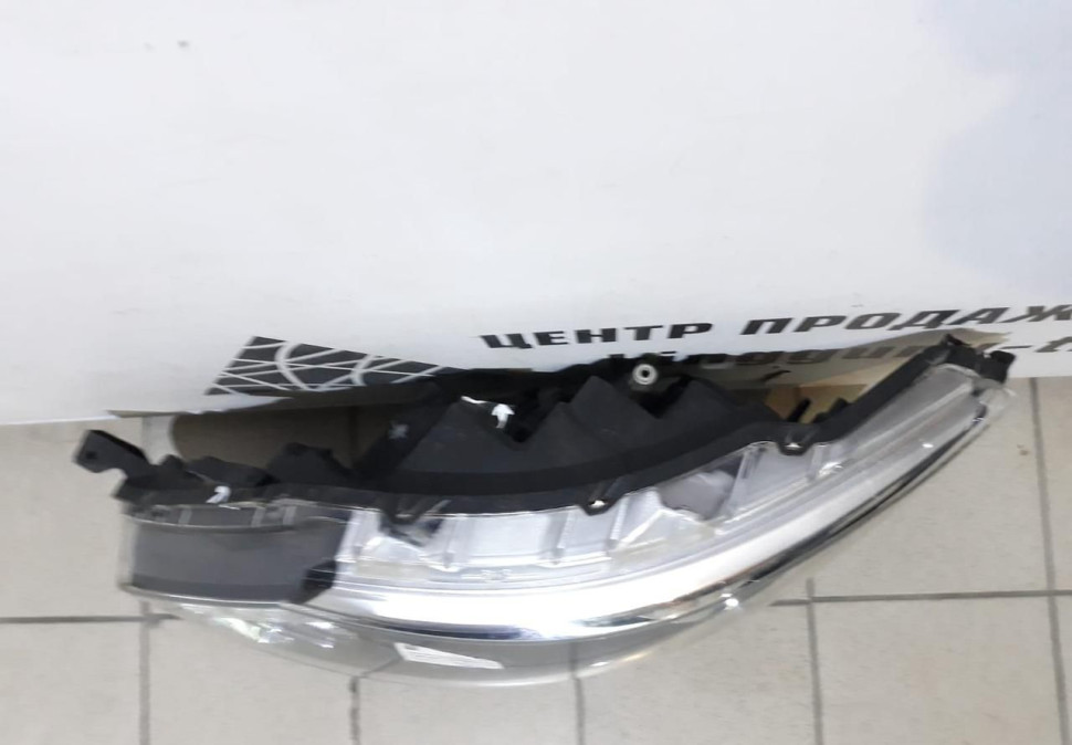 Фара левая Nissan Qashqai J11 галоген (13-17) oem 260604EH1A (скл-3) Фара левая Nissan Qashqai J11 галоген (13-17) oem 260604EH1A (скл-3)