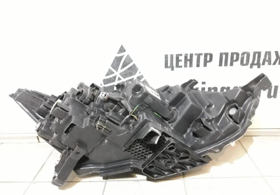Фара левая Nissan Qashqai J11 галоген (13-17) oem 260604EH1A (скл-3) Фара левая Nissan Qashqai J11 галоген (13-17) oem 260604EH1A (скл-3)
