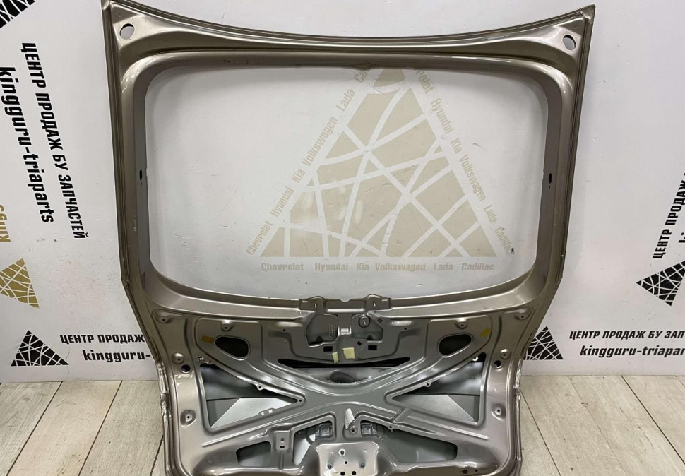 Крышка багажника Skoda Rapid OEM 5J5827025A