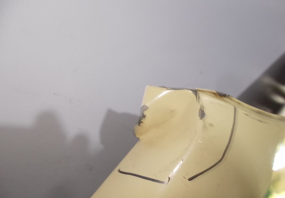 Крыло переднее правое бу Renault Master 3 Крыло переднее правое бу Renault Master 3