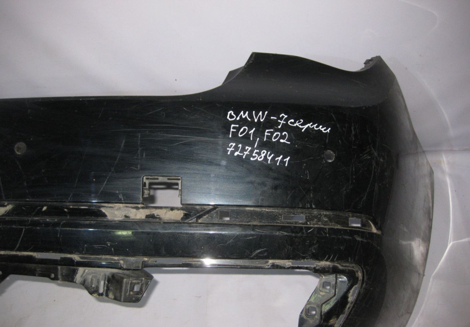 Бампер задний BMW 7 series F01 / F02 oem 72758411 (скл-3) Бампер задний BMW 7 series F01 / F02 oem 72758411 (скл-3)