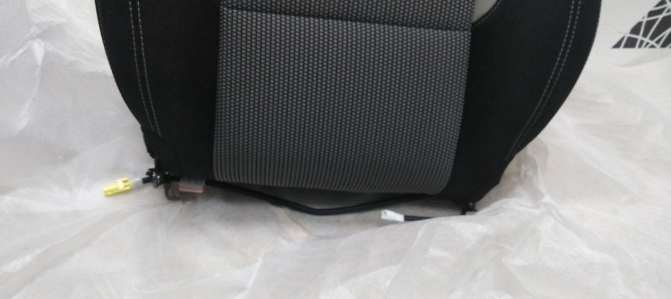 Спинка переднего сиденья в сборе Kia Pro Ceed 2 12-18 oem 88303A2560AUD (скл-3) Спинка переднего сиденья в сборе Kia Pro Ceed 2 12-18 oem 88303A2560AUD (скл-3)