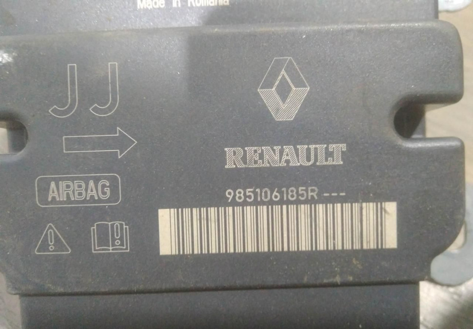 Блок управления подушками безопасности бу Renault Kaptur OEM 985106185R