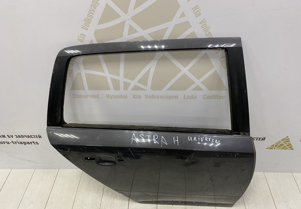 Дверь задняя правая Opel Astra H Универсал (вмятина) OEM 13168046 Дверь задняя правая Opel Astra H Универсал (вмятина) OEM 13168046