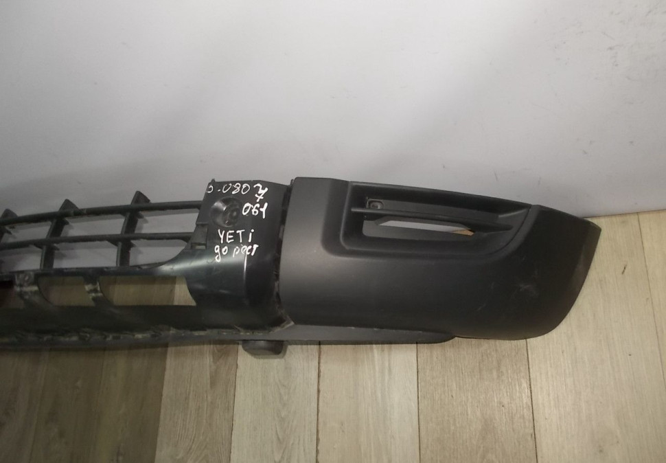 Спойлер переднего бампера бу Skoda Yeti OEM 5L0807061 Спойлер переднего бампера бу Skoda Yeti OEM 5L0807061