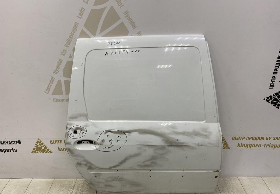 Дверь задняя правая Lada Largus 12-21 oem 821009310R (скл-3)