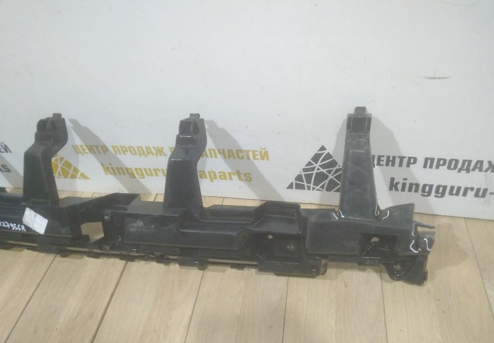 Усилитель заднего бампера бу Renault Kaptur OEM 850427956R Усилитель заднего бампера бу Renault Kaptur OEM 850427956R