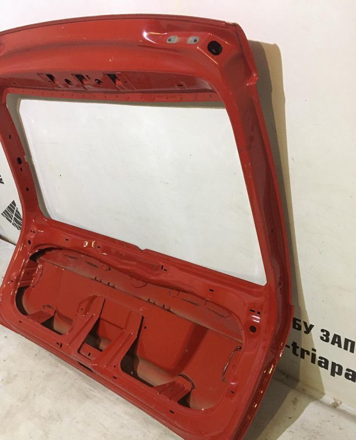 Крышка багажника Skoda Octavia A5 универсал OEM 1Z9827023B (скл-3)