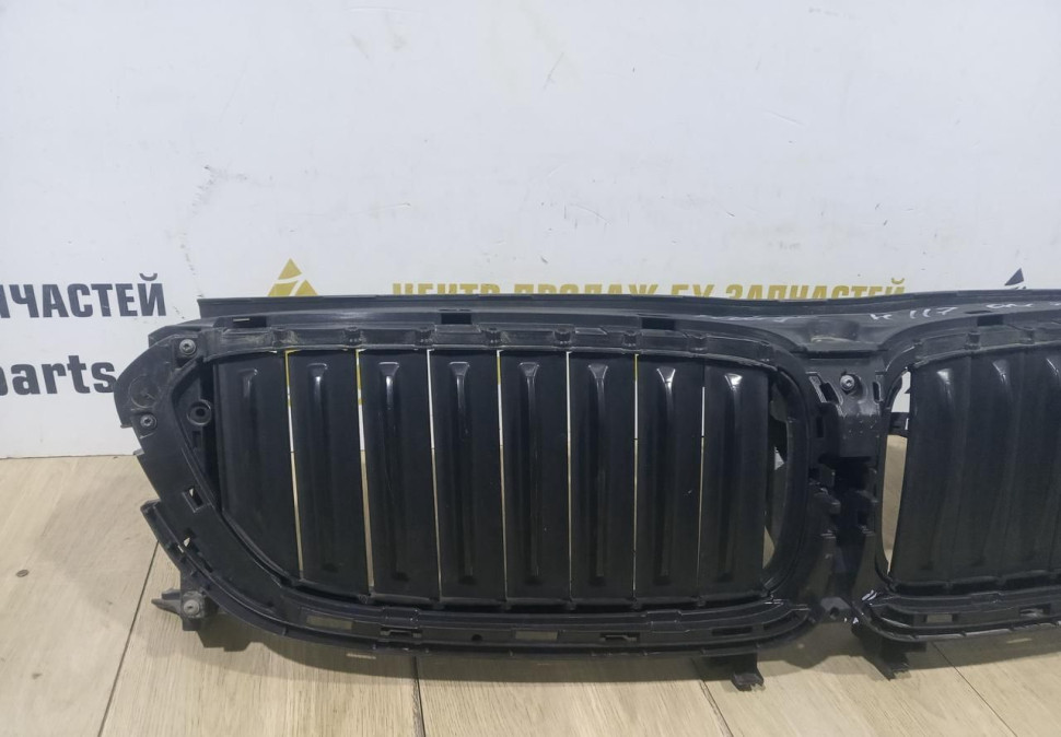Воздушная заслонка бу BMW 6 G32 GT OEM 51137497775 Воздушная заслонка бу BMW 6 G32 GT OEM 51137497775