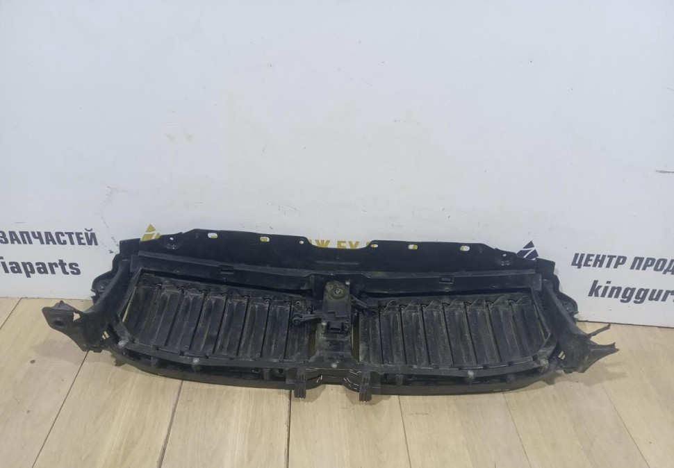 Воздушная заслонка бу BMW 6 G32 GT OEM 51137497775 Воздушная заслонка бу BMW 6 G32 GT OEM 51137497775