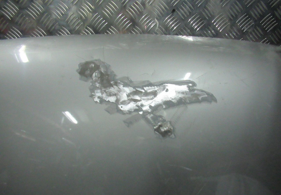 Капот Volkswagen Tiguan 2 oem 5NA823031H (после ремонта)