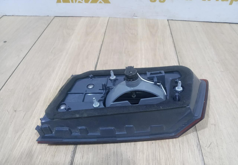 Фонарь левый внутренний бу BMW 5 G30 OEM 63217376473 Фонарь левый внутренний бу BMW 5 G30 OEM 63217376473