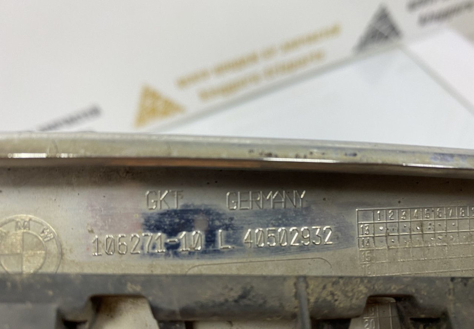 Решетка радиатора левая бу BMW X3 F25 рестайлинг OEM 51117338571
