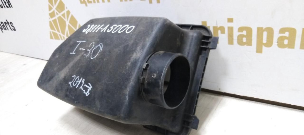 Корпус воздушного фильтра (верхняя часть) Hyundai i30 12- Oem 28111A5000 Корпус воздушного фильтра (верхняя часть) Hyundai i30 12- Oem 28111A5000