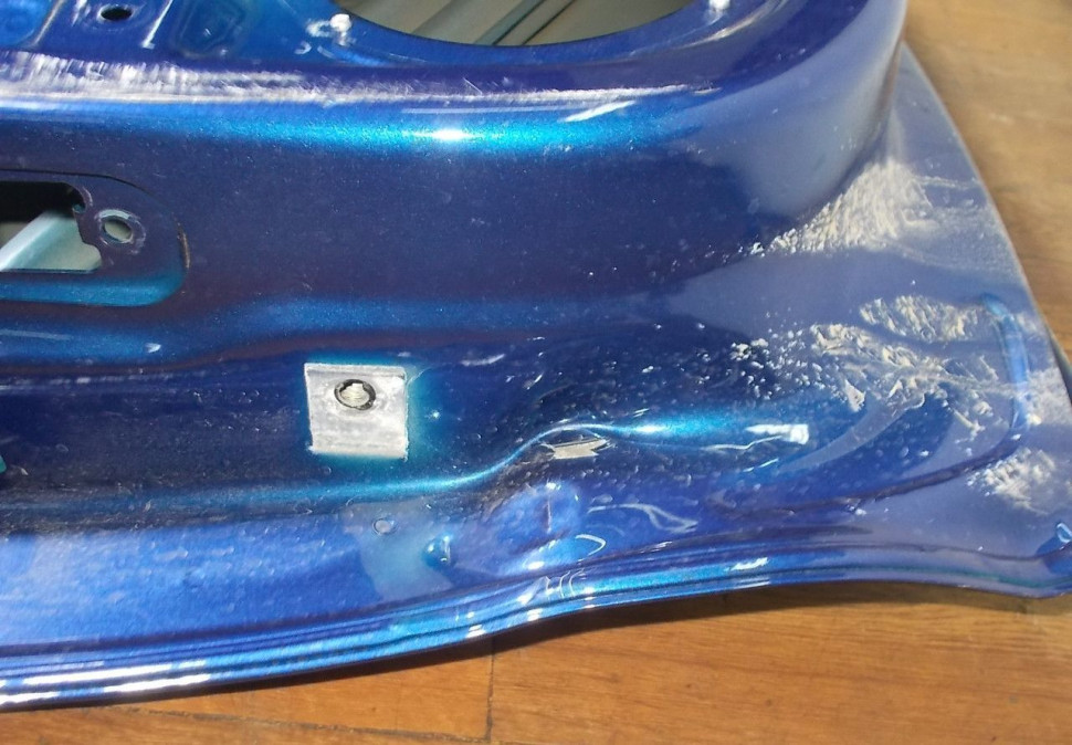 Дверь задняя правая бу Skoda Rapid OEM 5JA833052B Дверь задняя правая бу Skoda Rapid OEM 5JA833052B