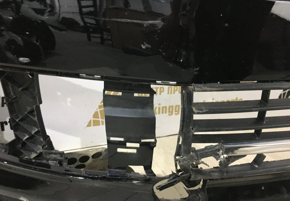 Бампер передний Volkswagen Caravelle Multivan T6 (15-20) oem 7E5807221D Бампер передний Volkswagen Caravelle Multivan T6 (15-20) oem 7E5807221D