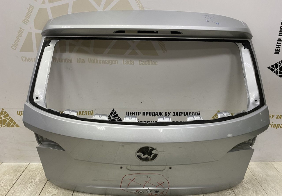 Крышка багажника Volkswagen Taos 2020 OEM 2GL827159B