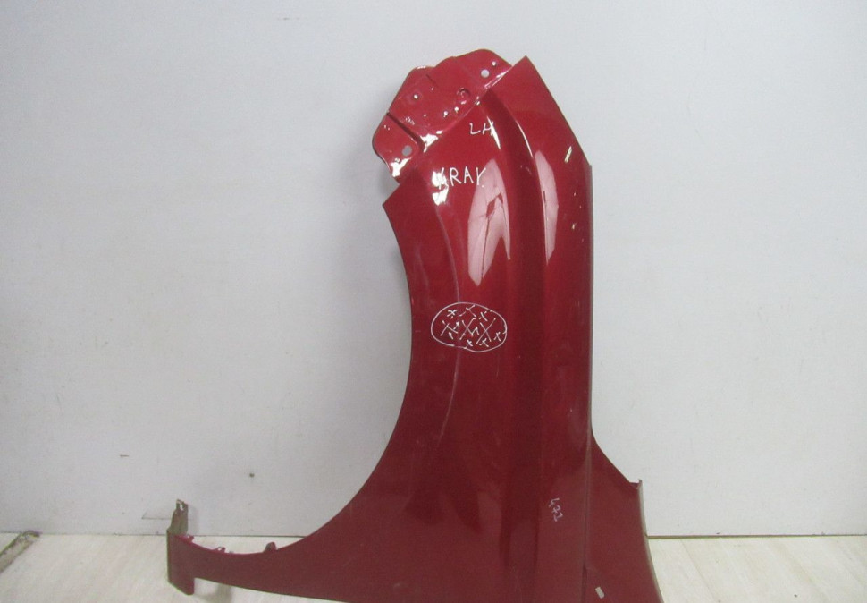 Крыло переднее левое Lada X-Ray oem 631014885R (скл-3)