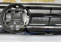 Решетка радиатора Volkswagen Tiguan 2 дорестайлинг 2016 OEM 5NA853653B 5NA853651