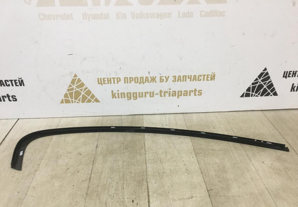 Молдинг двери задний левый BMW 5 G30 OEM 51407390125 Молдинг двери задний левый BMW 5 G30 OEM 51407390125