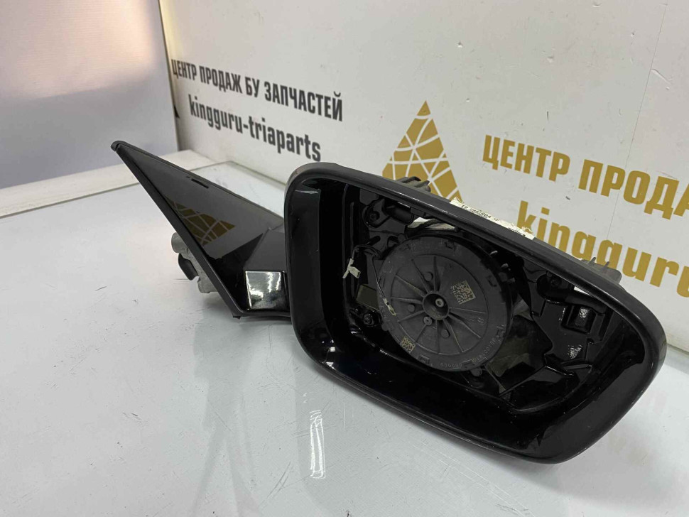 Корпус зеркала правый 5-пин BMW 5 G30 OEM 51167485160