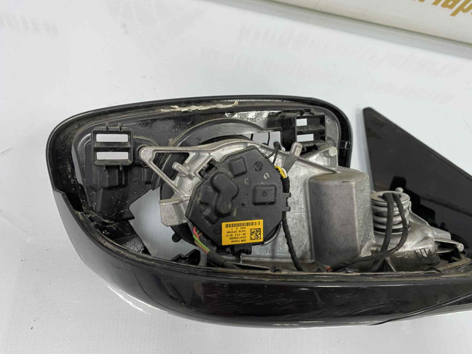 Корпус зеркала правый 5-пин BMW 5 G30 OEM 51167485160
